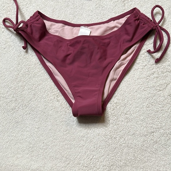 NET! Crisscross High Cut Bathing Suit with Adjustable Spaghetti Straps Sz Small - Picture 3 of 11